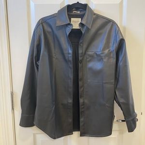 NWT ABERCROMBIE FAUX LEATHER TOP SIZE XXS